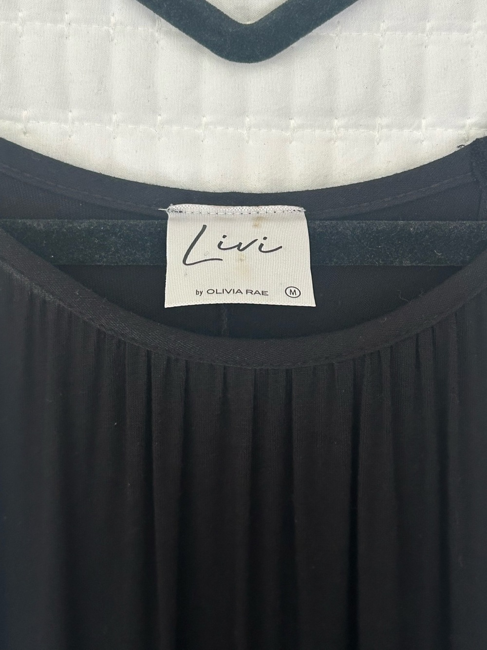 Livi by Olivia Rae Black High-Neck High-Low Maxi Dress - Picture 4 of 9
